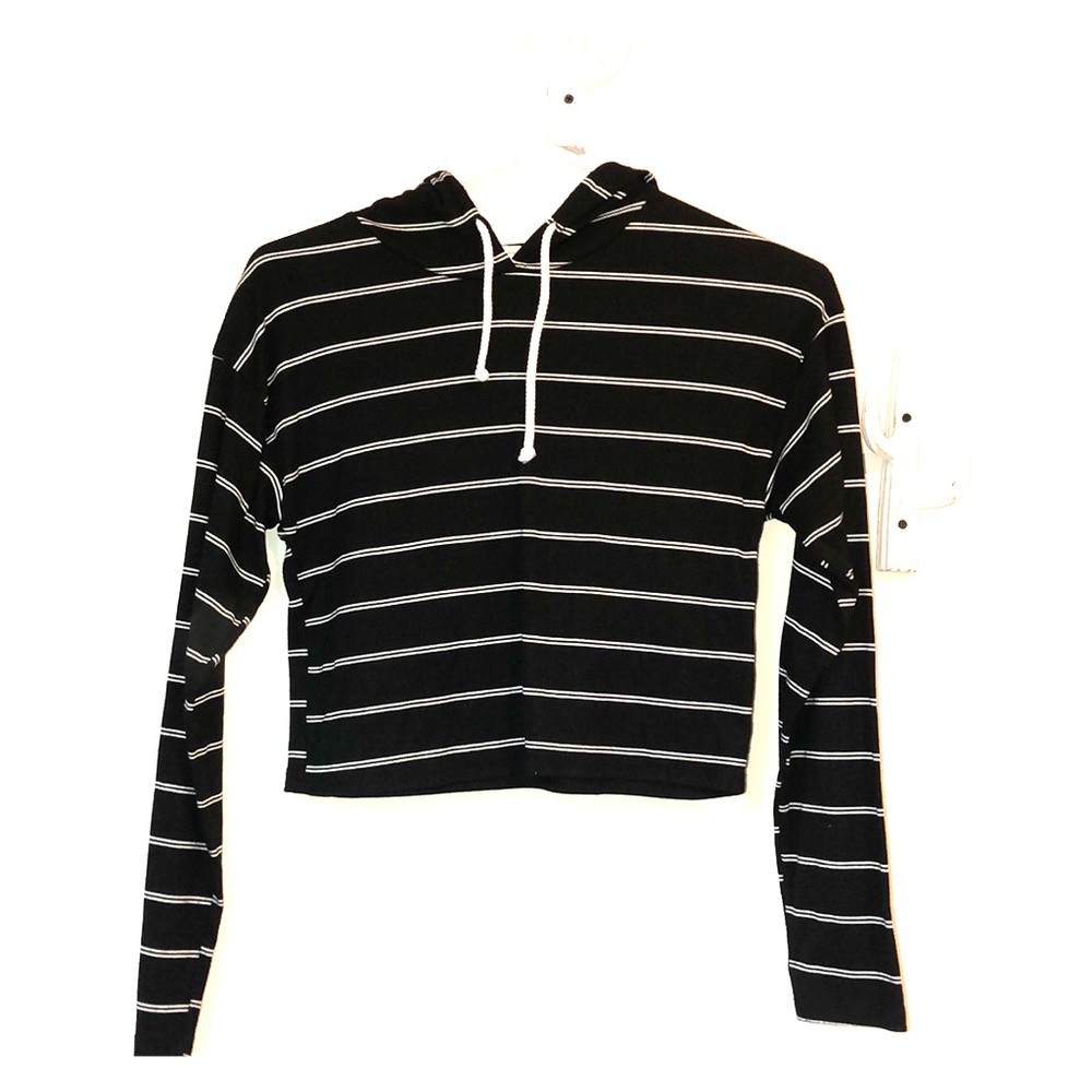 “ caution to the wind” Cropped hooded top